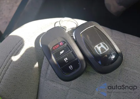 2026 Honda Hr-V Awd Lx from USA, damaged, VIN 3CZRZ2H38TM700352